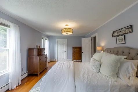 29 Hampton Road Exeter NH 03833
