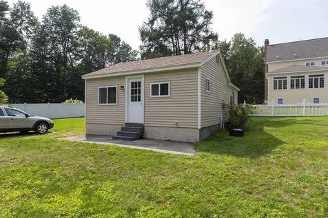 29 Hampton Road Exeter NH 03833