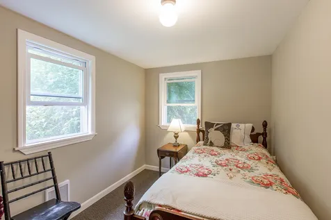 29 Hampton Road Exeter NH 03833