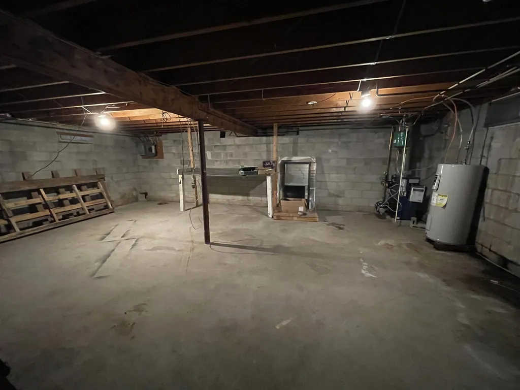 9 Kidder Avenue Franklin NH 03235