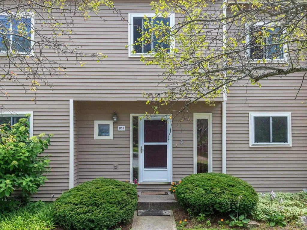 D10 Stonehedge Drive South Burlington VT 05403