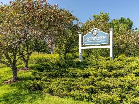 D10 Stonehedge Drive South Burlington VT 05403