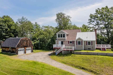 66 Clay Hill Road Hartland VT 05048