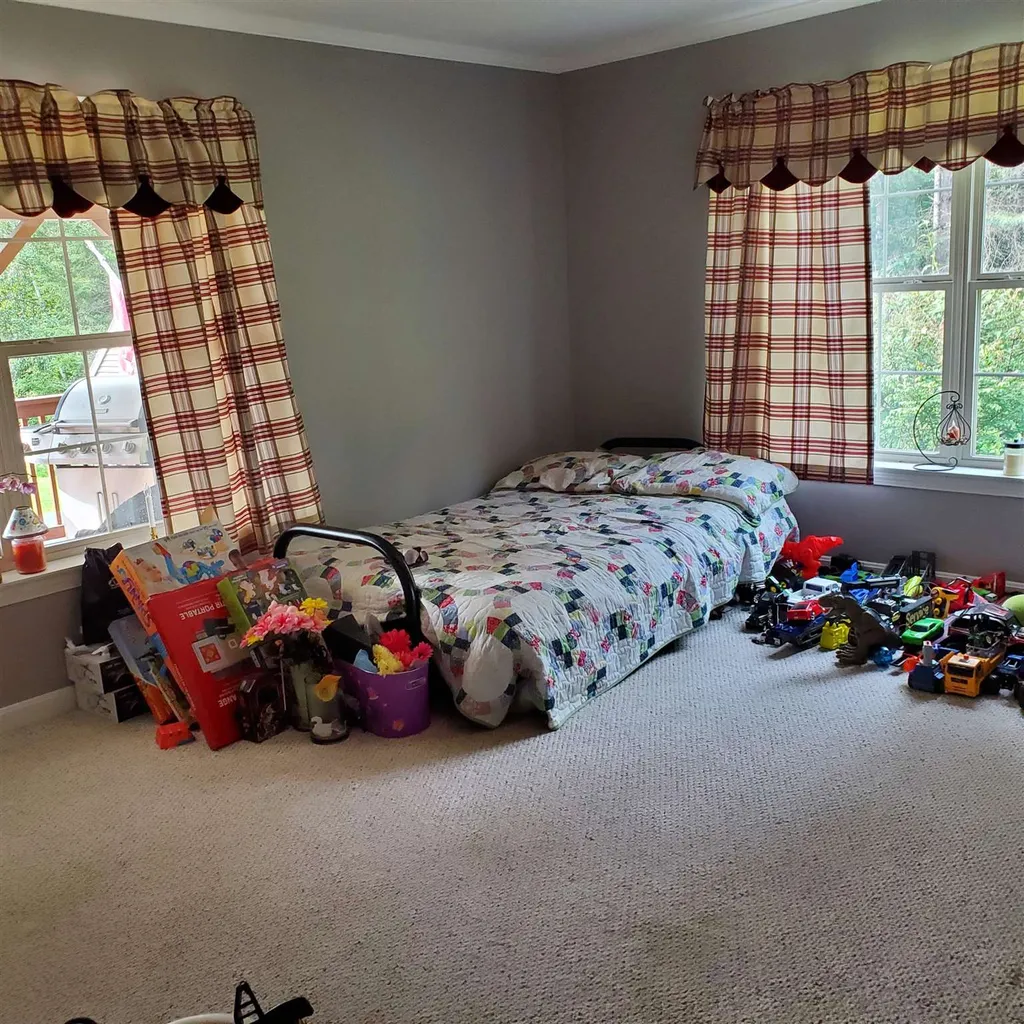 2263 Wallace Hill Road Newbury VT 05051