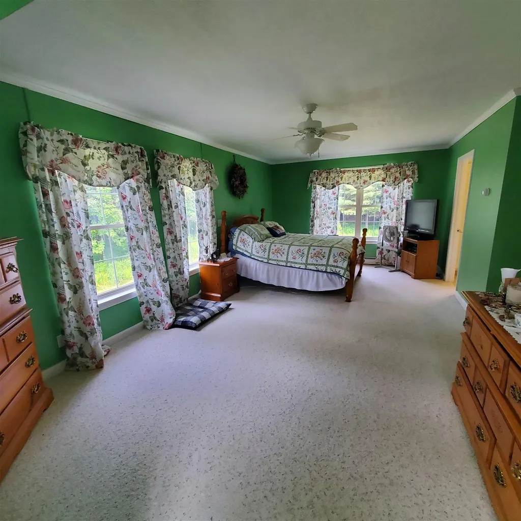 2263 Wallace Hill Road Newbury VT 05051