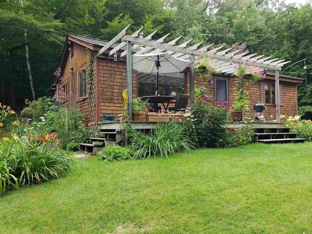 1737 Turnpike Road Norwich VT 05055
