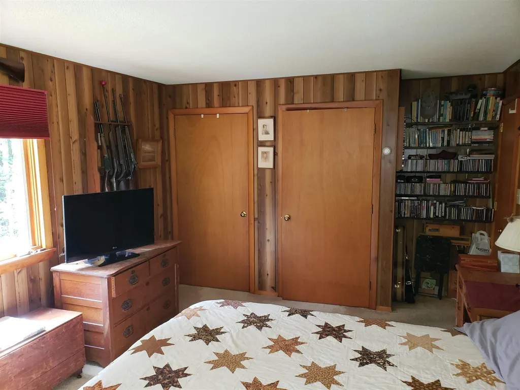 1737 Turnpike Road Norwich VT 05055