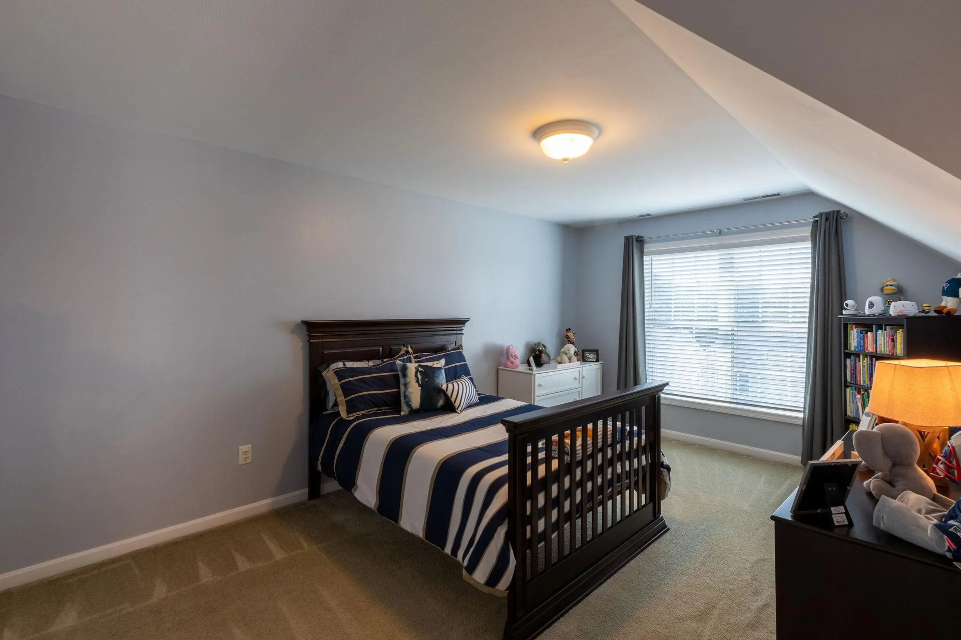 8a Canterberry Court Hudson NH 03051