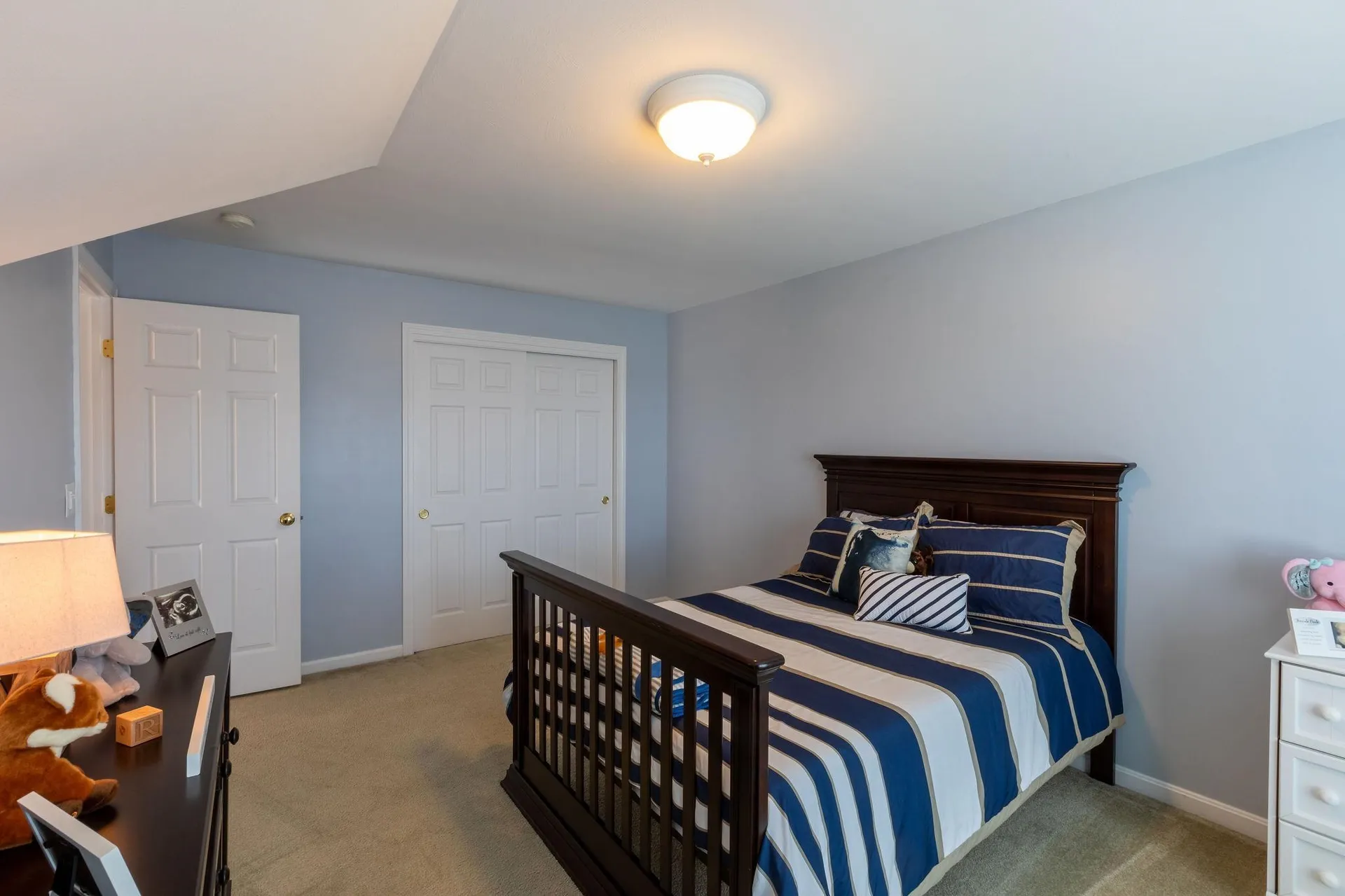8a Canterberry Court Hudson NH 03051