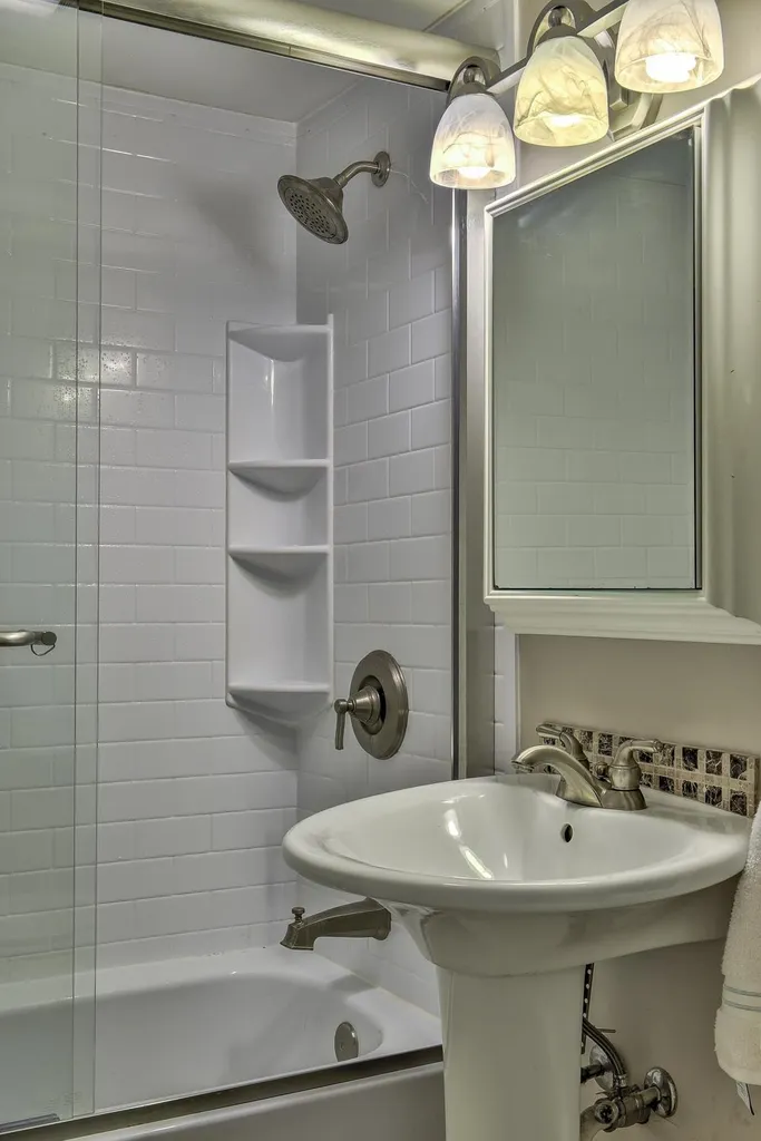 38 East Diane Drive Keene NH 03431