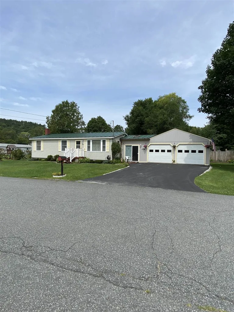 169 Caron Circle Royalton VT 05068