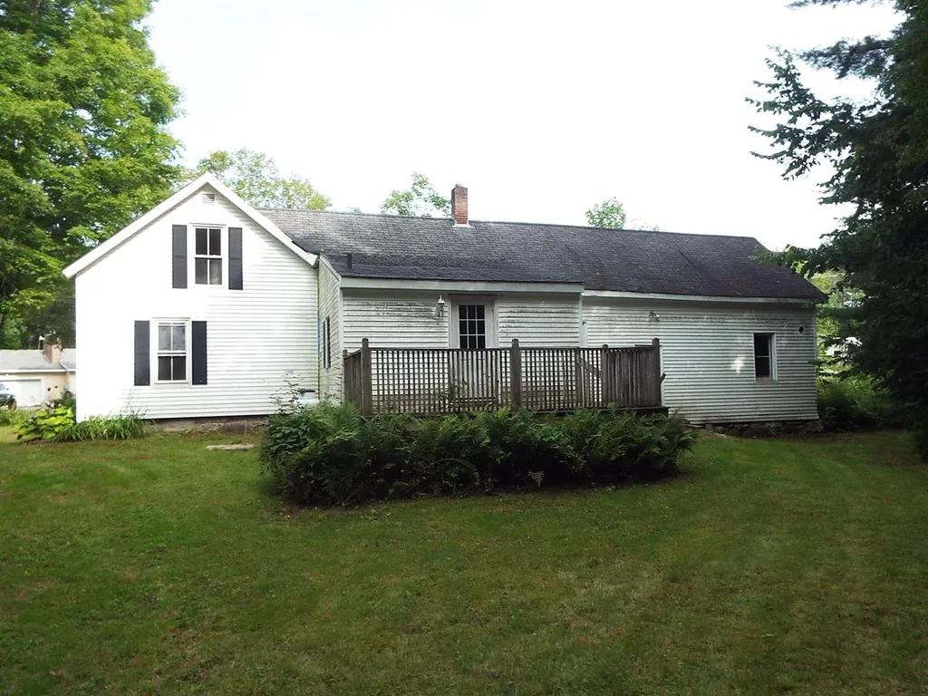 331 Stinson Lake Road Rumney NH 03266
