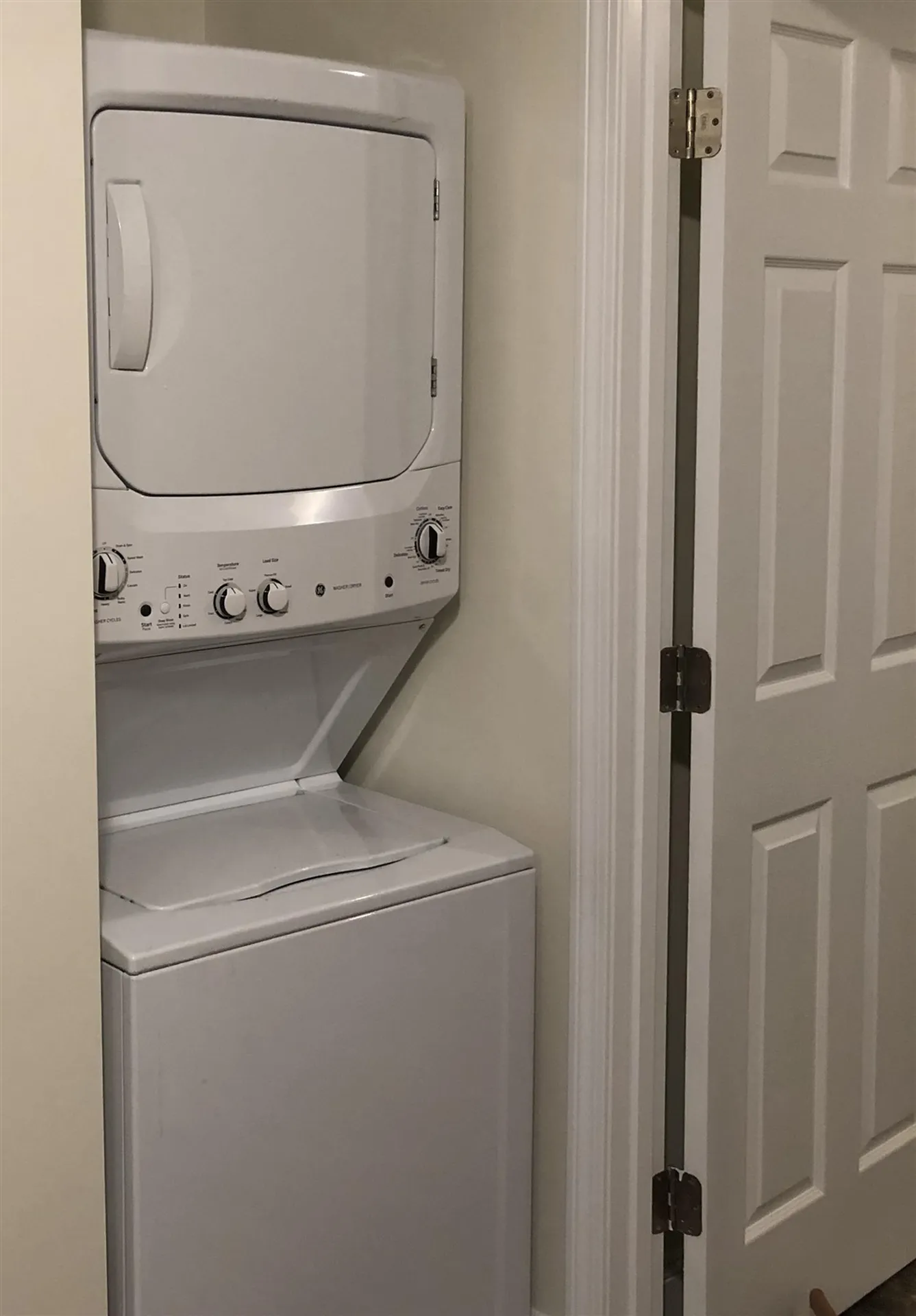 1 1/2 Chestnut Street Rochester NH 03867