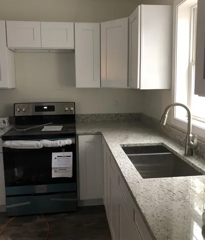 1 1/2 Chestnut Street Rochester NH 03867