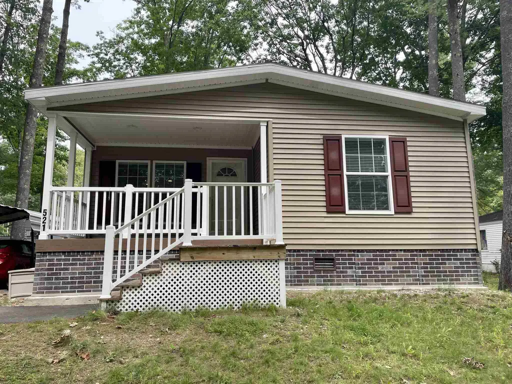 521 Canterbury Drive Exeter NH 03833