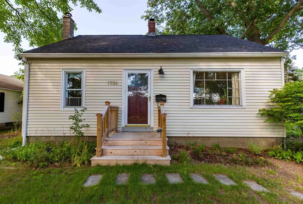 1936 North Avenue Burlington VT 05408-1210