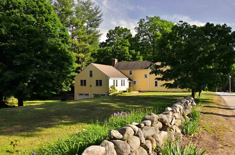 324 South Road Candia NH 03034
