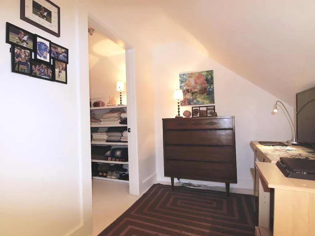 11 Vale Street Peterborough NH 03458