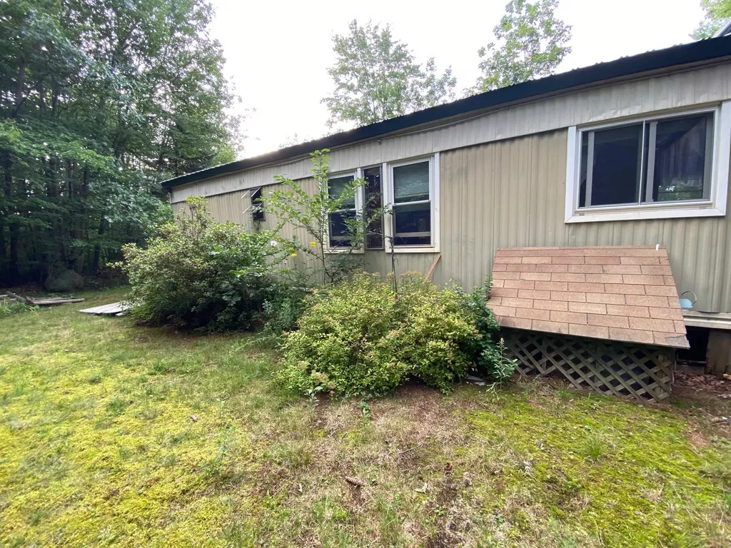 52 Danville Road Kingston NH 03848