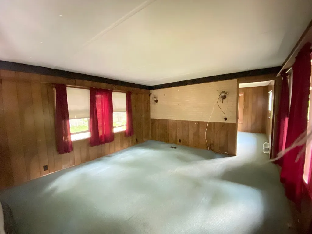 52 Danville Road Kingston NH 03848