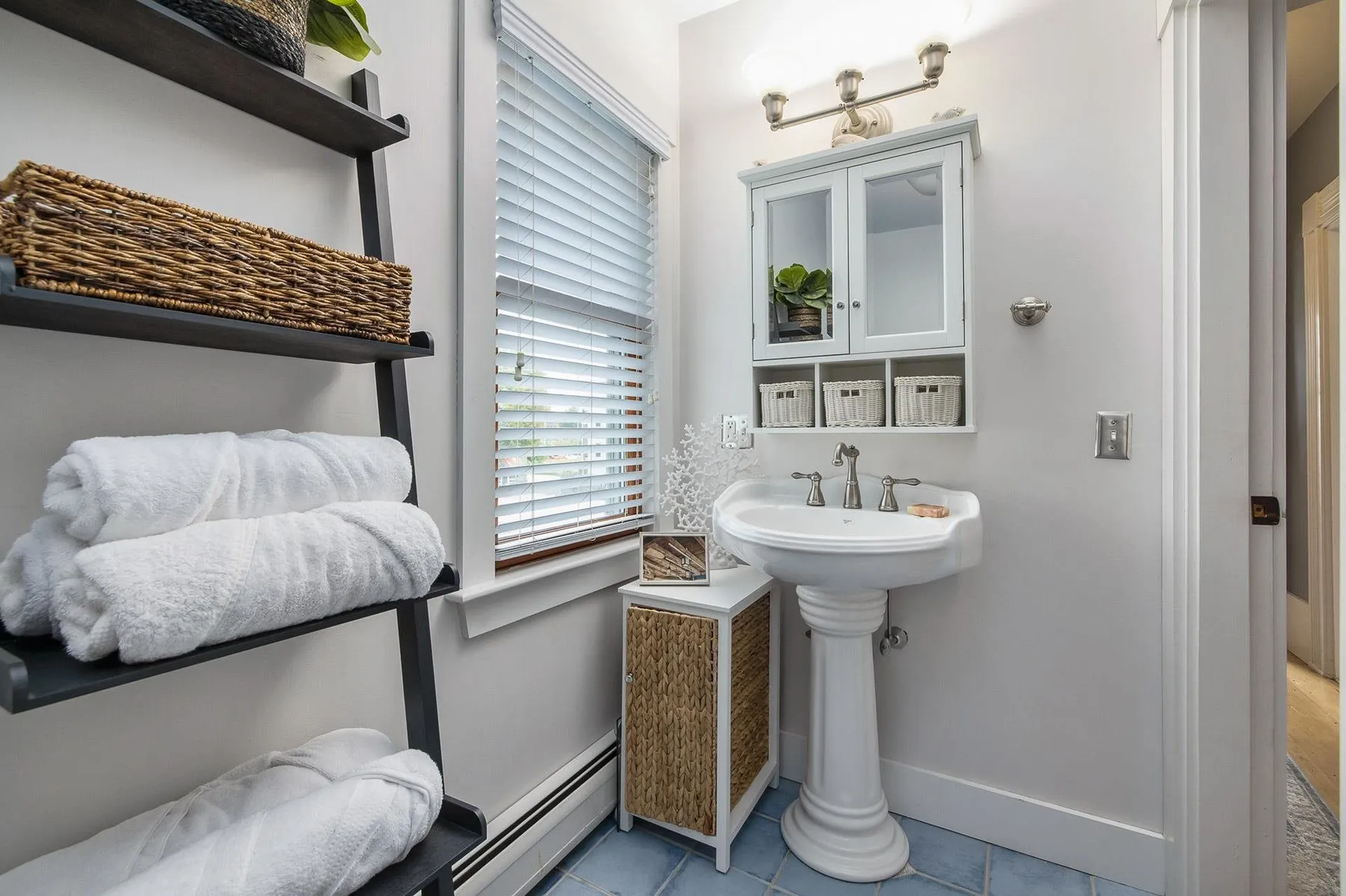 48 Pearl Street Portsmouth NH 03801
