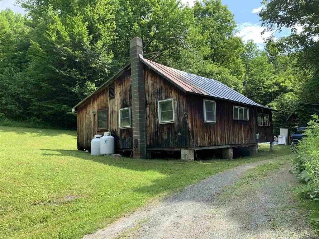 4828 Stage Road Barnard VT 05031