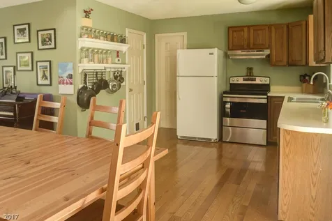 61 Whetstone Drive Brattleboro VT 05301