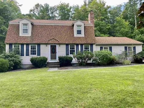 22 Settlers Lane Salem NH 03079-1253