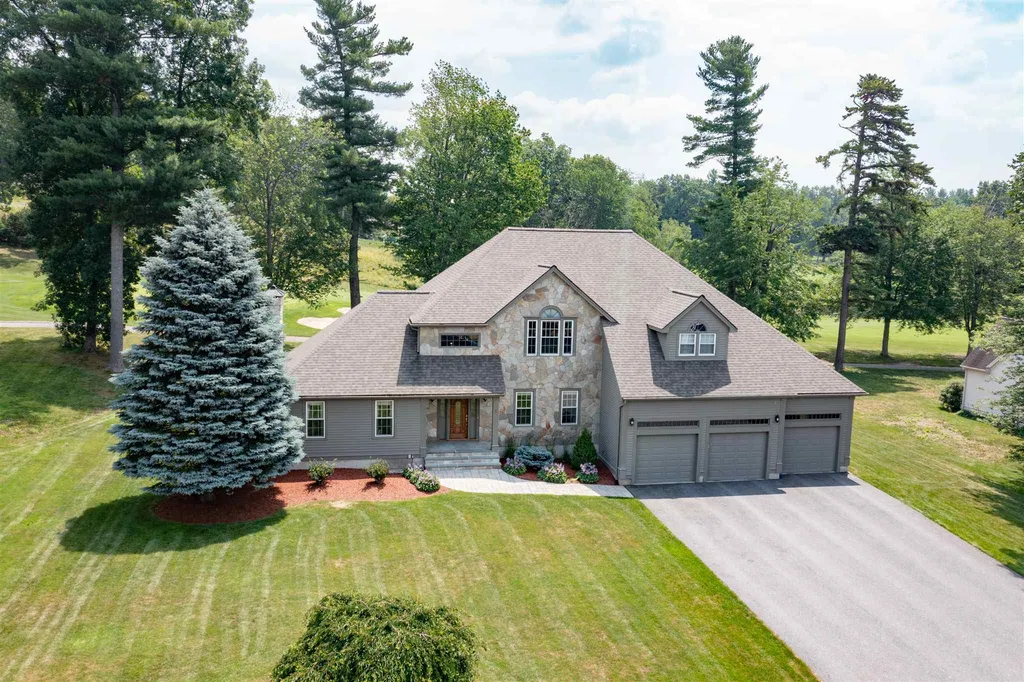 8 Gilboa Lane Nashua NH 03062