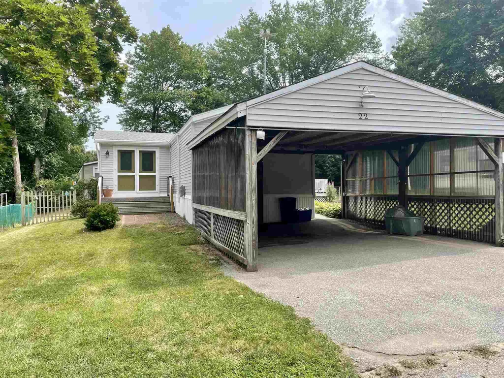 22 Sumac Street Exeter NH 03833