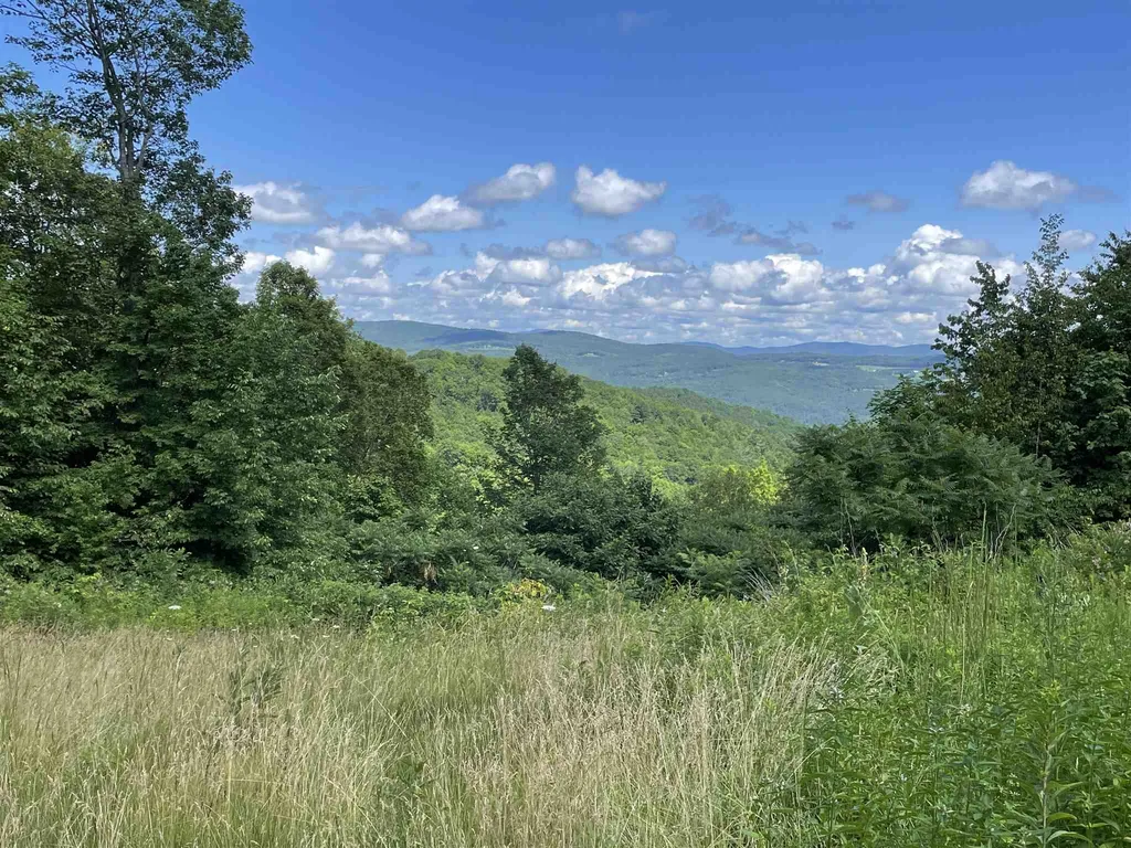 00 Upper Farm Road Pomfret VT 05053