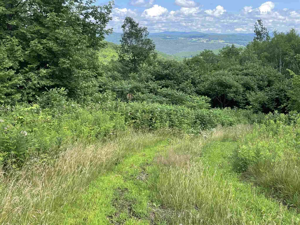 00 Upper Farm Road Pomfret VT 05053