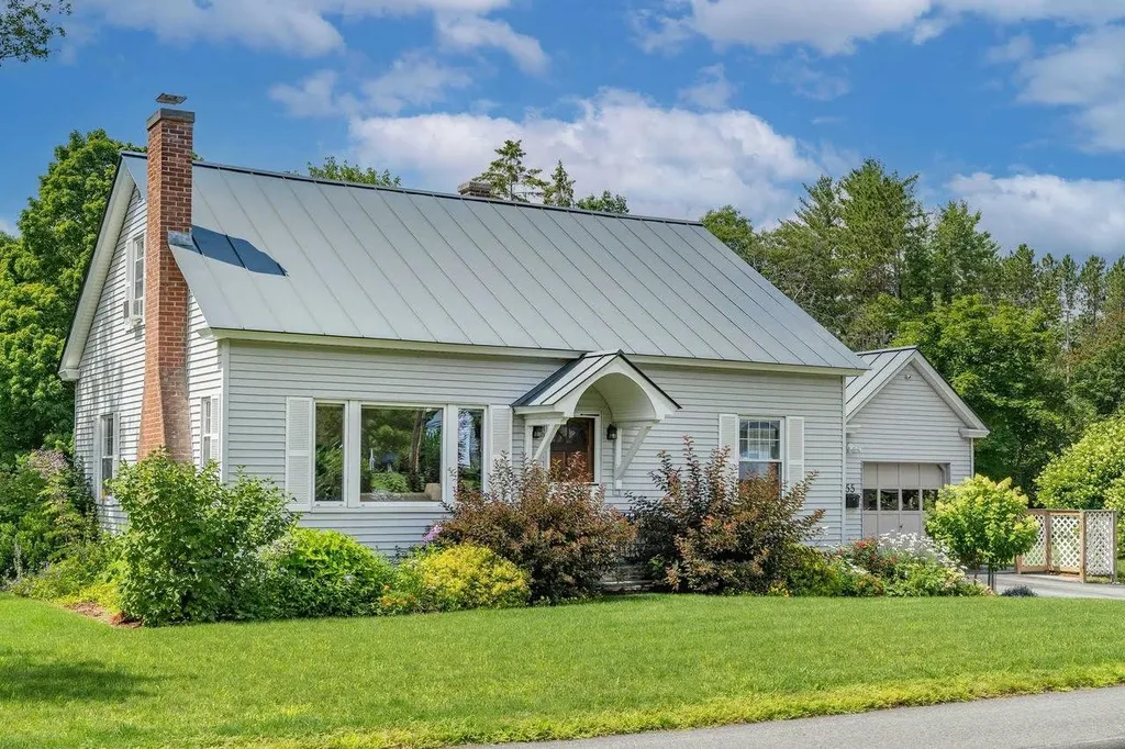 55 Crafts Avenue Lebanon NH 03784