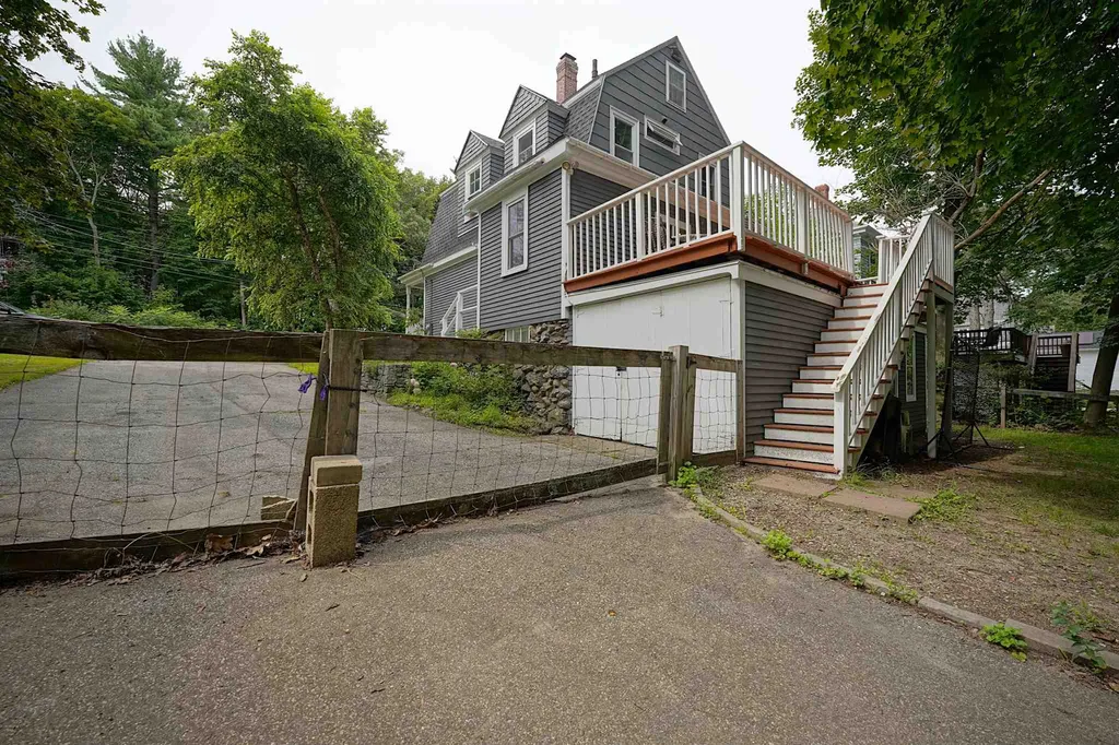 802 Middle Road Portsmouth NH 03801
