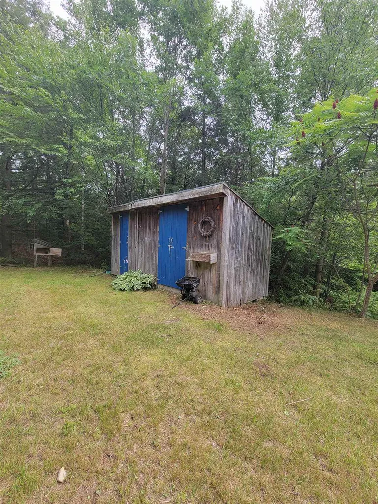 79 Crooked S Road Lyndeborough NH 03082