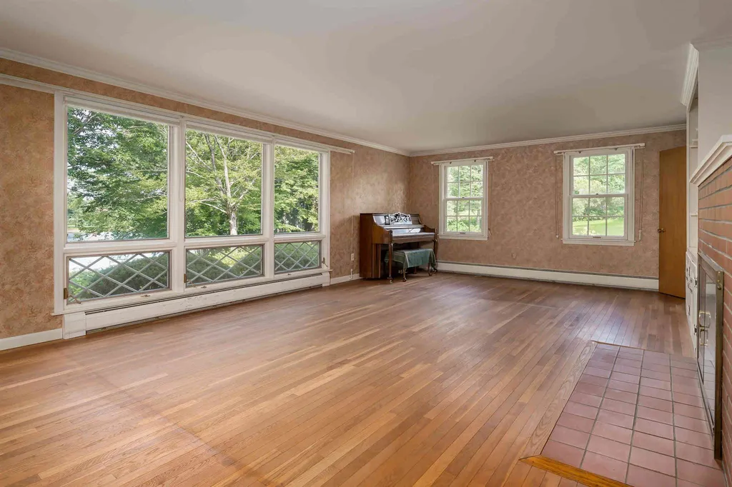 3 Long Cove Road York ME 03909