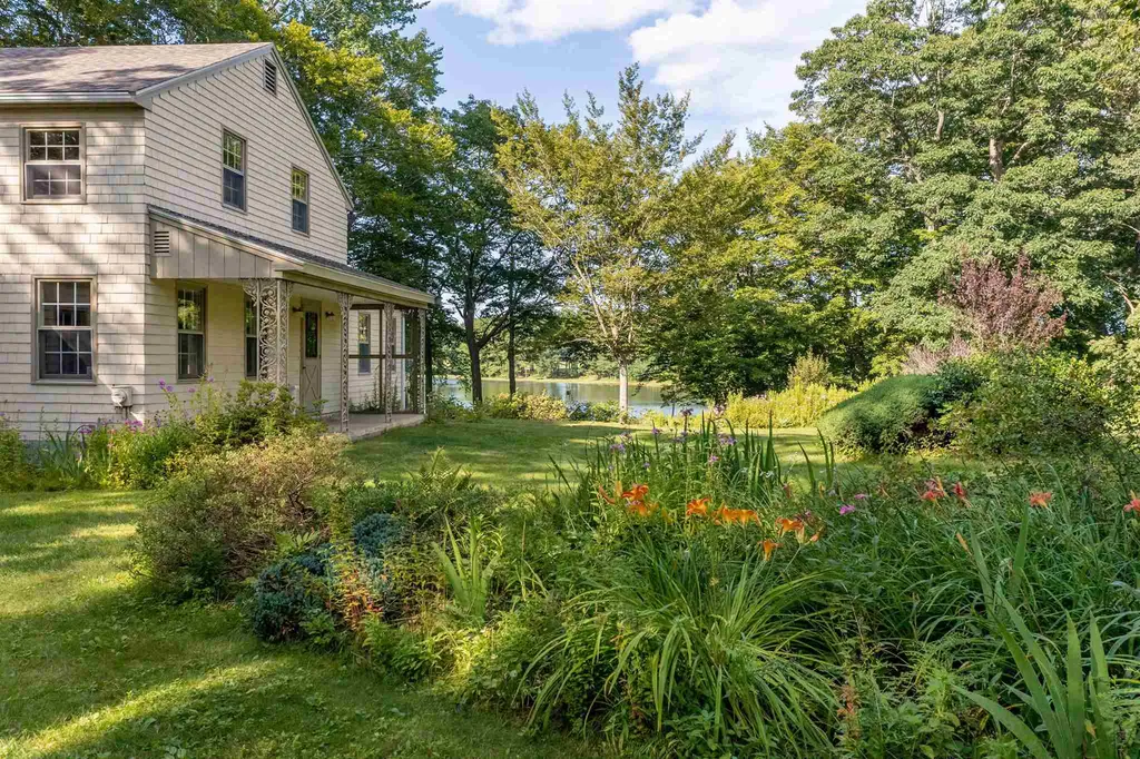 3 Long Cove Road York ME 03909