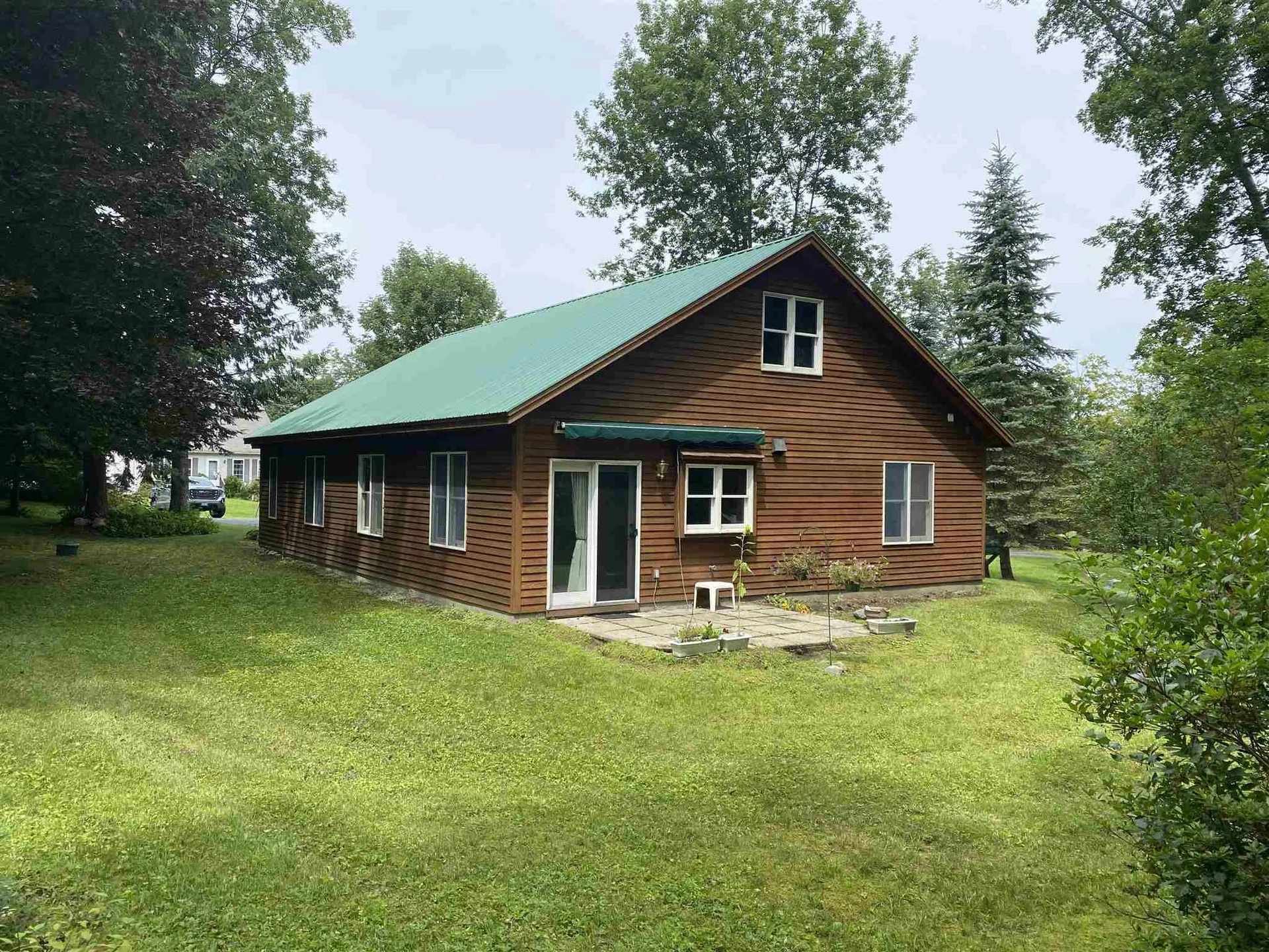 104 Sherwood Circle Brattleboro VT 05301