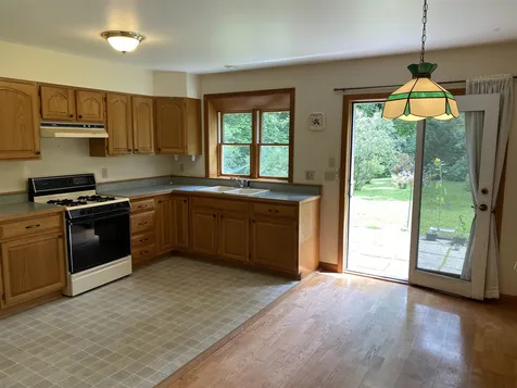 104 Sherwood Circle Brattleboro VT 05301