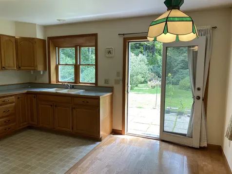 104 Sherwood Circle Brattleboro VT 05301