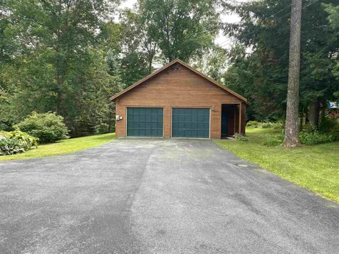 104 Sherwood Circle Brattleboro VT 05301