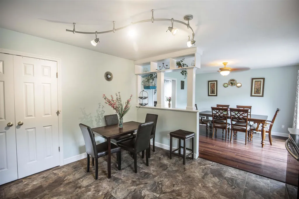 19 Cote Circle Raymond NH 03077