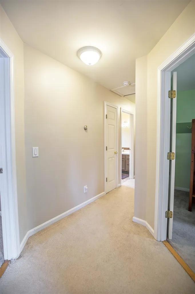 19 Cote Circle Raymond NH 03077