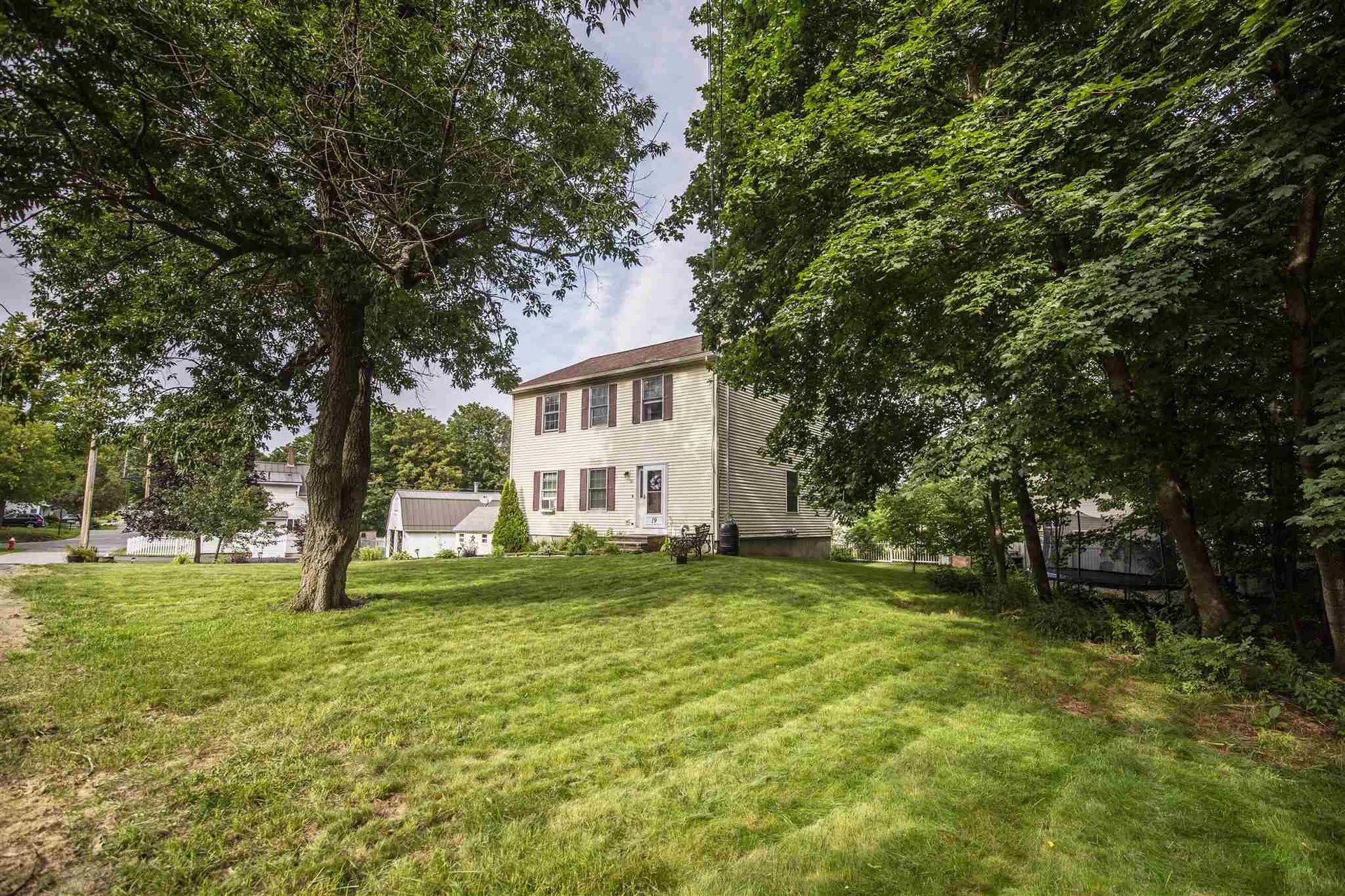 19 Cote Circle Raymond NH 03077