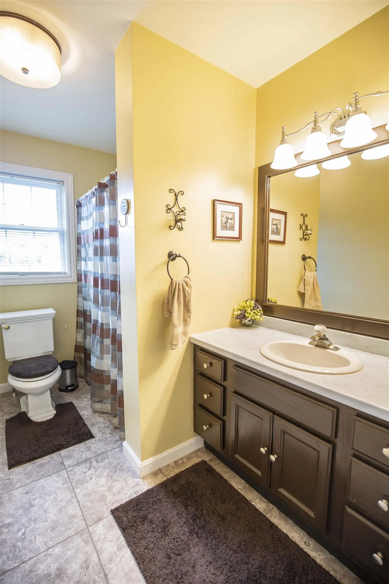 19 Cote Circle Raymond NH 03077