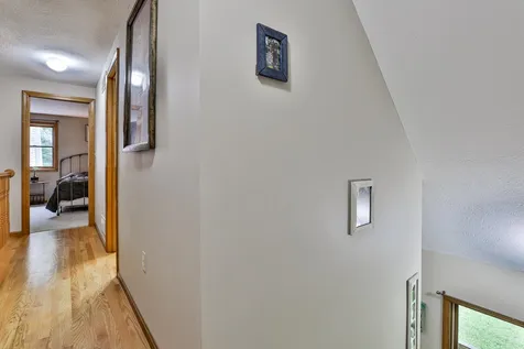129 Mcevoy Drive Auburn NH 03032