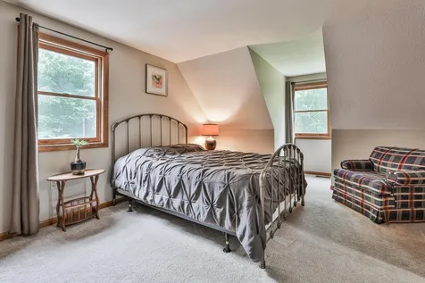 129 Mcevoy Drive Auburn NH 03032