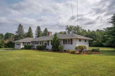 16 Unity Road Newport NH 03773