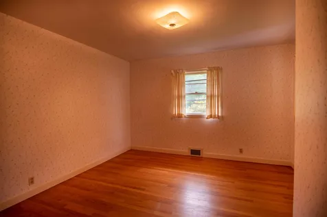 16 Unity Road Newport NH 03773