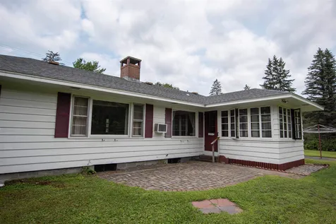 16 Unity Road Newport NH 03773